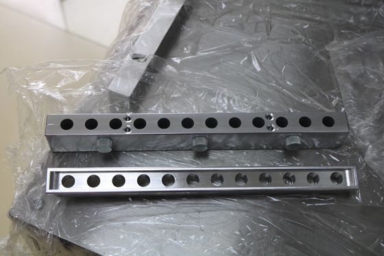 Molde para lápiz labial de aluminio de pico ordinario de 12 agujeros Logotipo personalizado