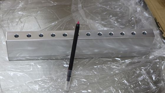 Pluma de espuma Molde de lápiz labial personalizado de aleación de aluminio de doce agujeros