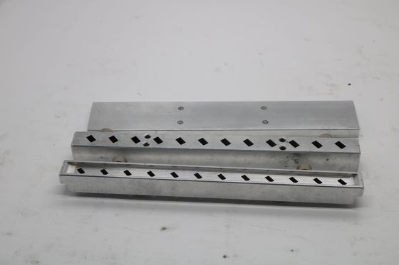 bandeja de molde para bálsamo labial de doble color 12 agujeros 3-5 moldes / minuto