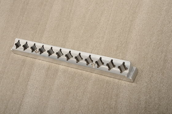 12 agujero Diy lápiz labial Molde de lápiz labial duro molde de formación de aleación de aluminio