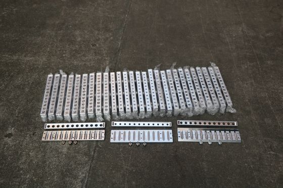 12 agujeros de lápiz de colores Kit de molde de lápiz de labios para moldes de formación de lápiz de labios duro
