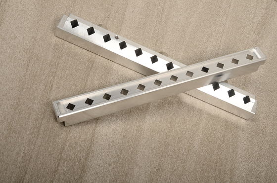 12 agujeros Molde de lápiz labial personalizado Barras de oro pequeñas Aluminio cuadrado