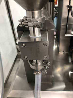 Máquina de llenado automática de servo de cabeza única, engranaje de la bomba 6000 botellas por hora