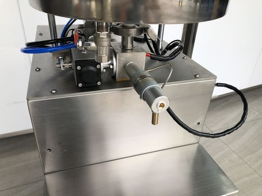Máquina automática de llenado de brillo para labios SUS304 con una sola cabeza vertical