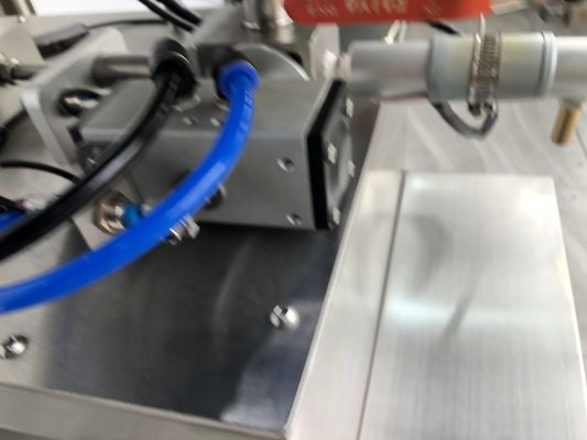 Máquina automática de llenado de brillo para labios SUS304 con una sola cabeza vertical