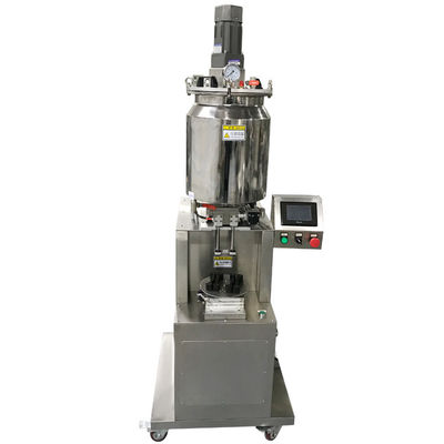 220V 2.3kw Máquina automática de llenado de brillo labial de dos cabezas