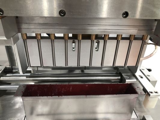 SUS304 Máquina de llenado de lápiz de cejas 12 agujeros Máquina automática de llenado de lápiz labial de doble barril