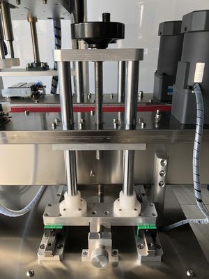 Muchos tipos de botellas Servo Capping Machine Automático Botella Capper 20-50 Pcs / Min