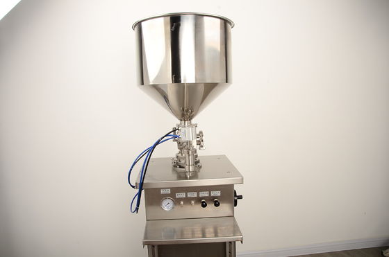 Máquina de llenado de hielo BB con cojín de aire 30-50 botellas/min. Máquina de llenado de base de maquillaje Material de acero inoxidable