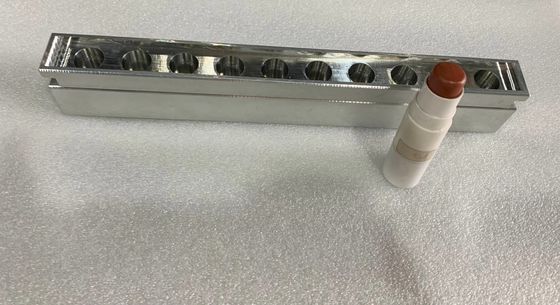 12 agujeros redondos con cabeza plana molde de lápiz labial servicio en línea