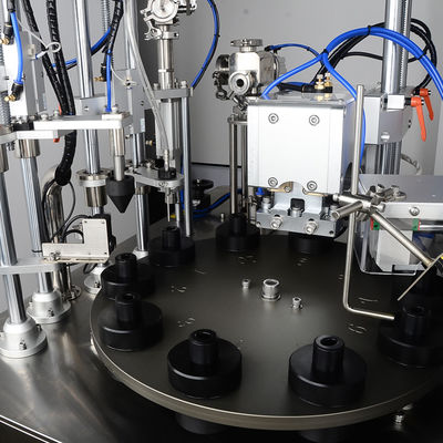 Productos de manguera Máquina de llenado y sellado de línea de producción automática personalizada