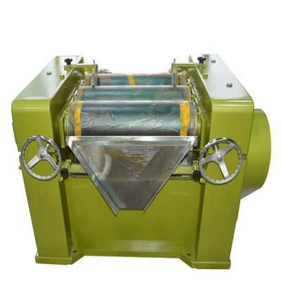 S405 Material de lápiz labial molinero automático de tres rodillos de material de brillo labial molinero automático de tres rodillos