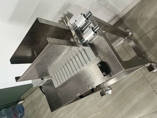 Máquina de carga automática de lápiz de cejas de doce agujeros
