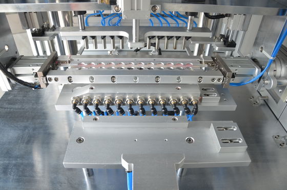 Máquina automática de desmoldeo de moldes de aluminio con manga de silicona de 12 agujeros