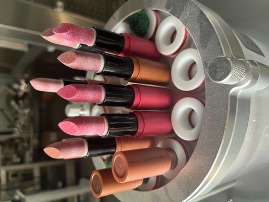 Automática rociar hermosa máquina de oro en polvo para el lápiz labial